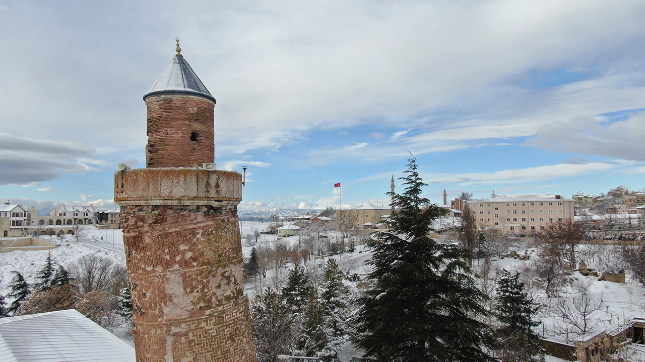 Elazığ'ın tarihi mahallesi depremlerden etkilenmedi 2