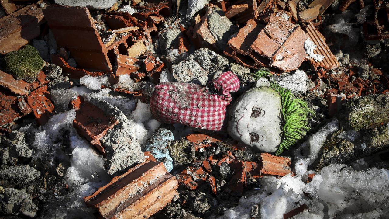 Depremde çocuklardan kalan hatıralar… Hepsinin ayrı ayrı hikayesi var 1