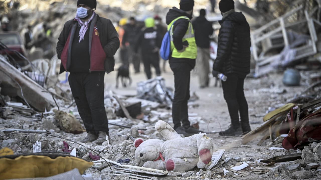 Depremde çocuklardan kalan hatıralar… Hepsinin ayrı ayrı hikayesi var 5