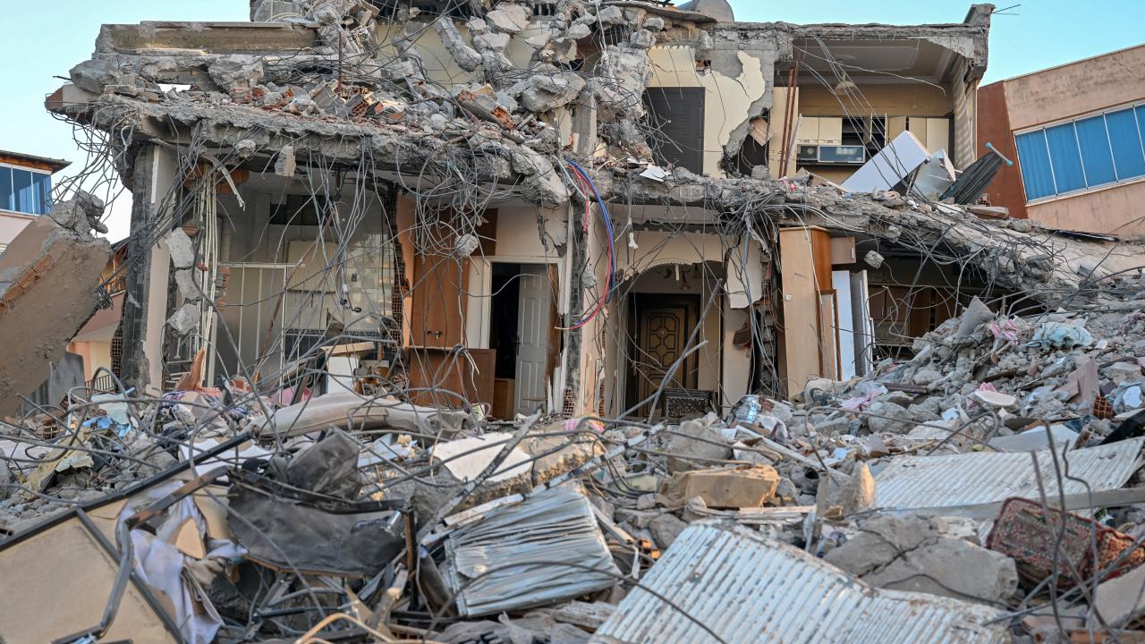 Adıyaman'da her sokak depremin acı izlerini taşıyor 5