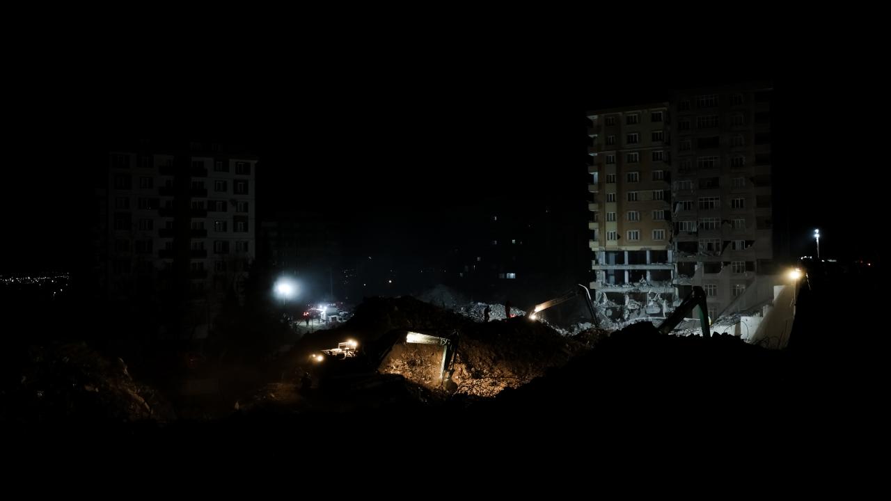 Asrın felaketinde 14. gün 5