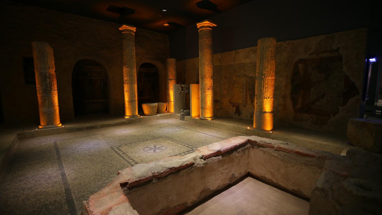 Tek bir taş bile yerinden oynamadı… Zeugma Mozaik Müzesi depremi hasarsız atlattı 10