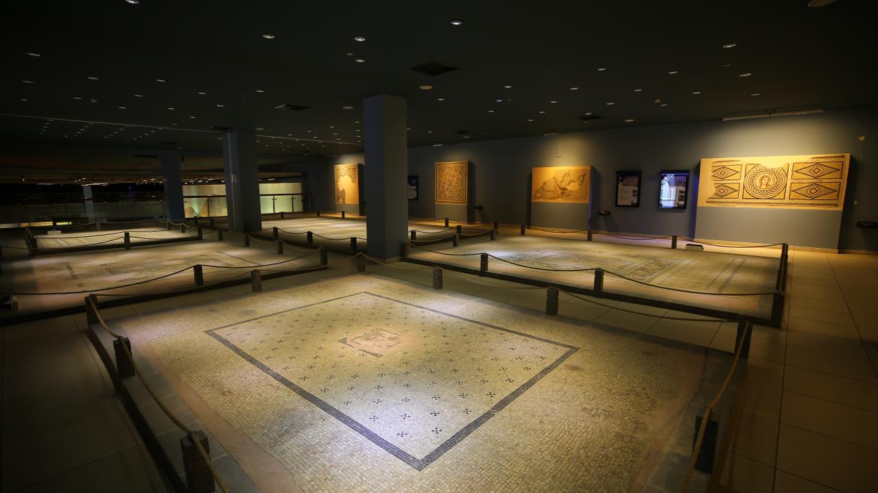 Tek bir taş bile yerinden oynamadı… Zeugma Mozaik Müzesi depremi hasarsız atlattı 5