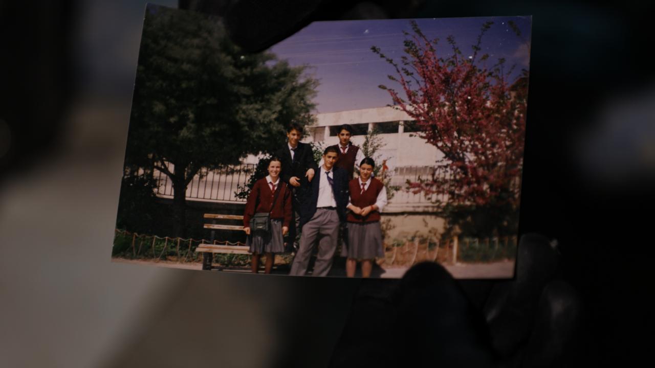 Ebrar Sitesi'nin enkazından geriye fotoğraf albümleri kaldı 3