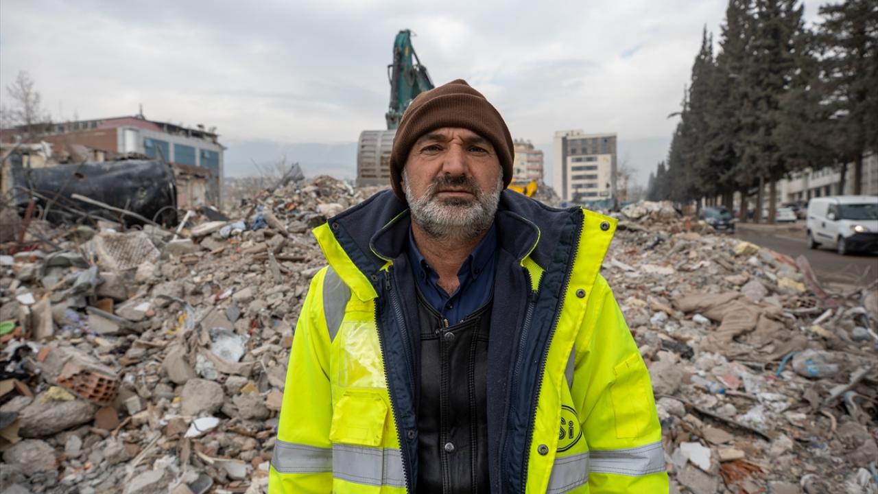 Bir can daha kurtarma umuduyla yakınlarının cenazesine dahi katılmadı 6