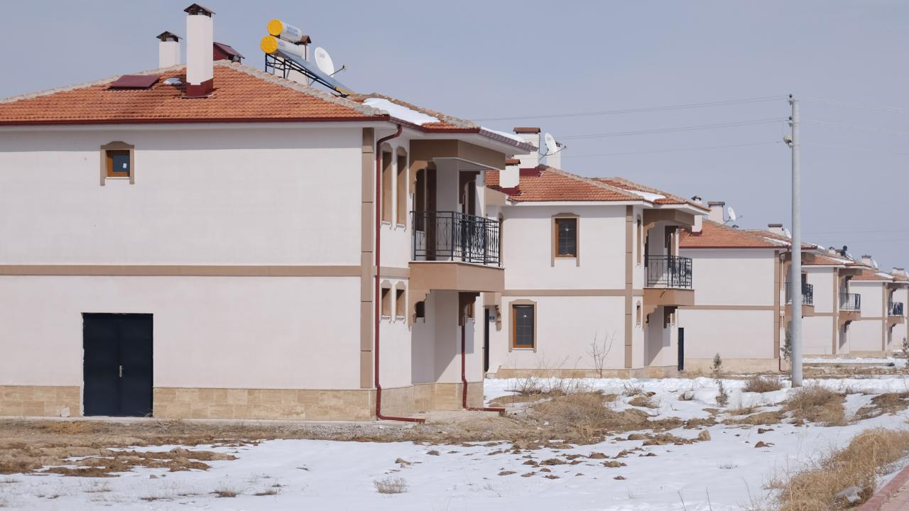 Konya’da köylüler, sıfır evlerini depremzedelere açtı 6