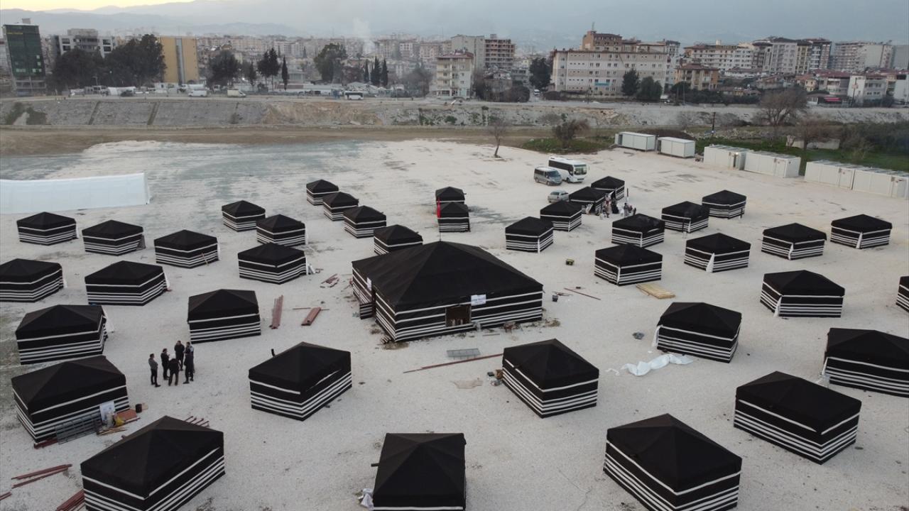 Hatay'da depremzedeler için "Yörük çadırları" kuruldu 1