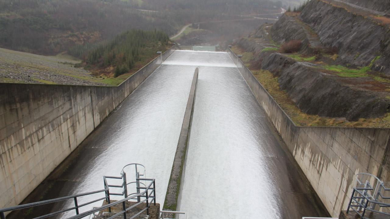 Geçen yıl dolunca kapakların açıldığı Yuvacık Barajı alarm verdi 7