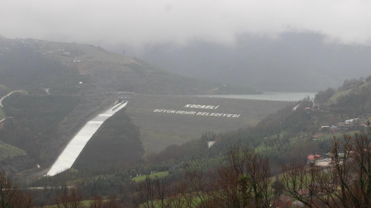 Geçen yıl dolunca kapakların açıldığı Yuvacık Barajı alarm verdi 10