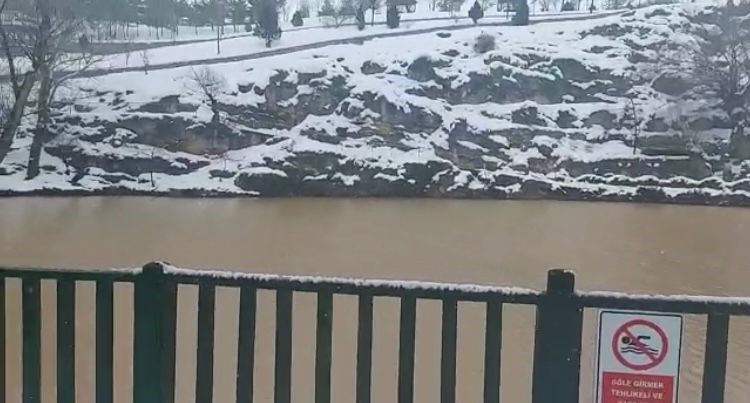 Deprem onu da etkilemişti... Dünyanın en berrak göllerinden biri eski haline kavuştu 5