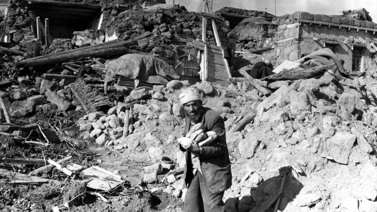 Türkiye'nin büyük depremleri 9