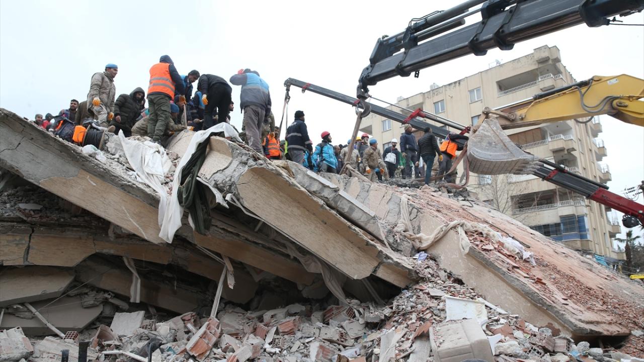 Türkiye'nin büyük depremleri 42