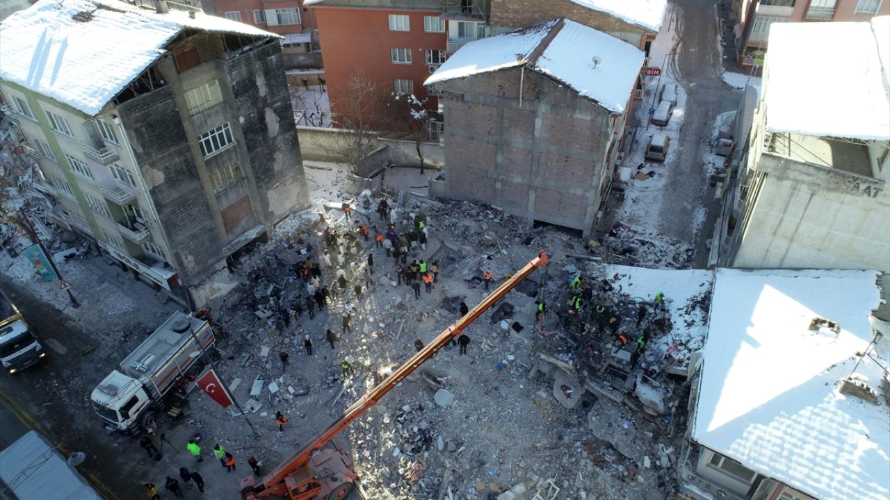 Türkiye'nin büyük depremleri 49