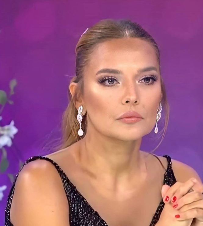 Enkaz altından çıkarılan çocuğun anlattıkları tüyleri diken diken yaptı Demet Akalın paylaştı ‘Çok güzel bir abla geldi' 18