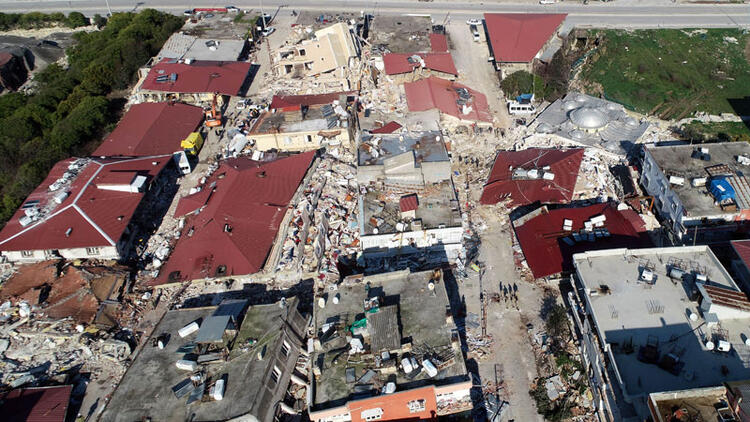 18 bin nüfuslu mahallede sağlam bina kalmadı 21