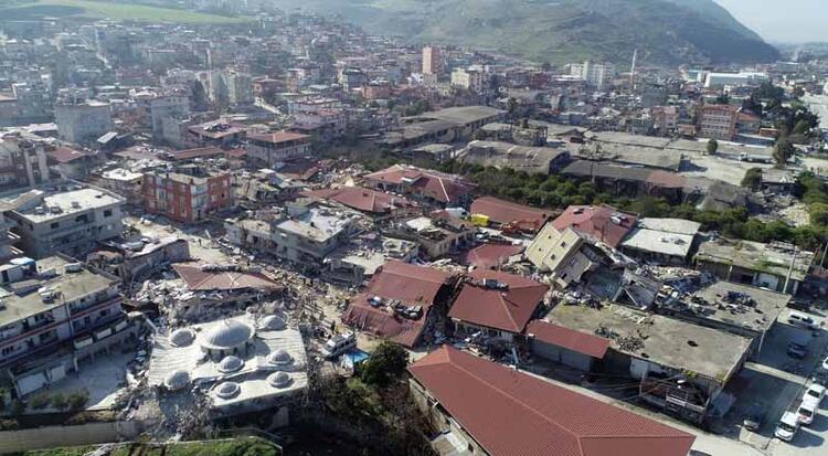 18 bin nüfuslu mahallede sağlam bina kalmadı 8