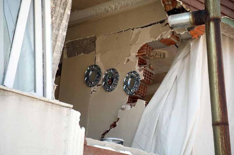 18 bin nüfuslu mahallede sağlam bina kalmadı 5