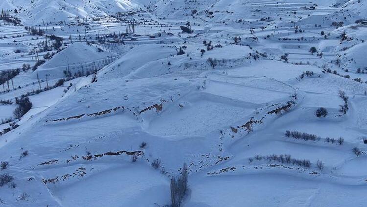 Deprem Adıyaman'ın köyünde tarlaları 3 metre yükseltti 1