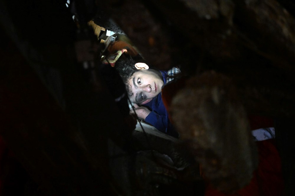 Deprem bölgesinden çarpıcı fotoğraflar 6