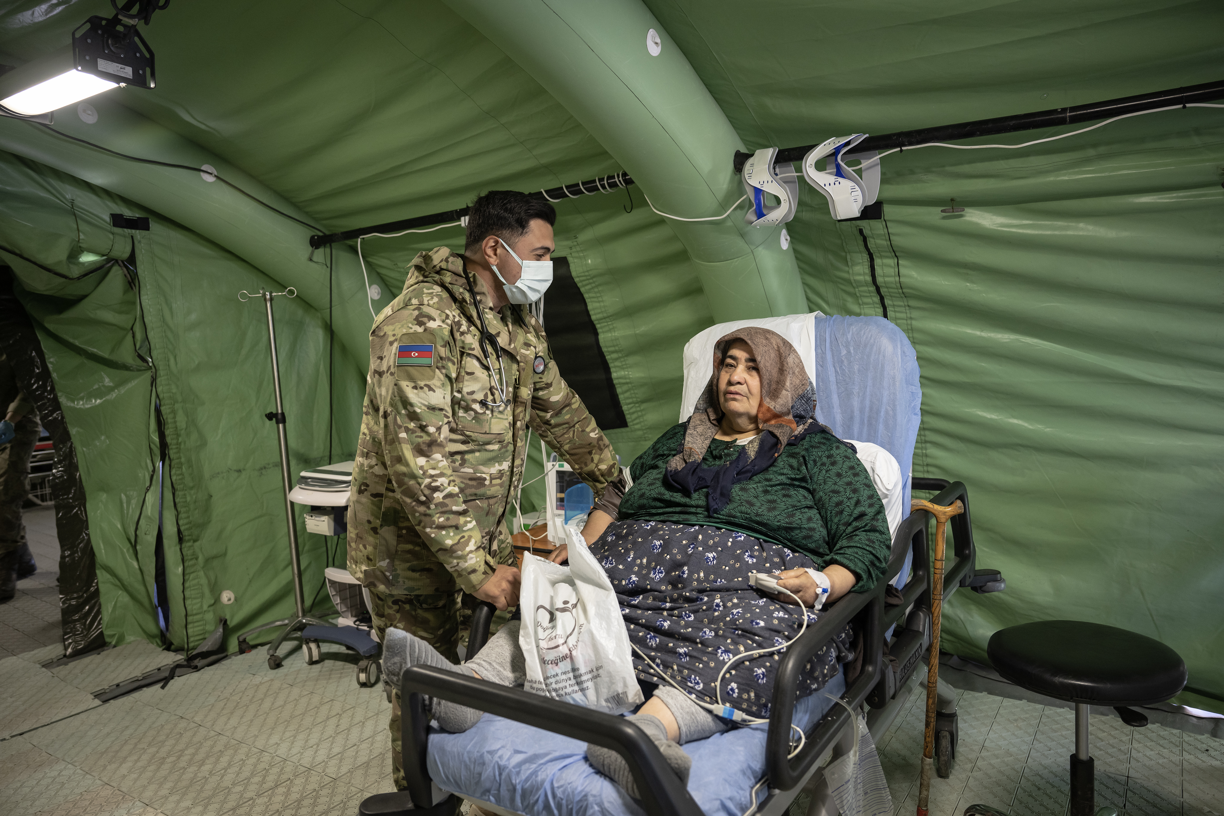 Türkiye ve Azerbaycan orduları, yaraları sarmak için omuz omuza 2