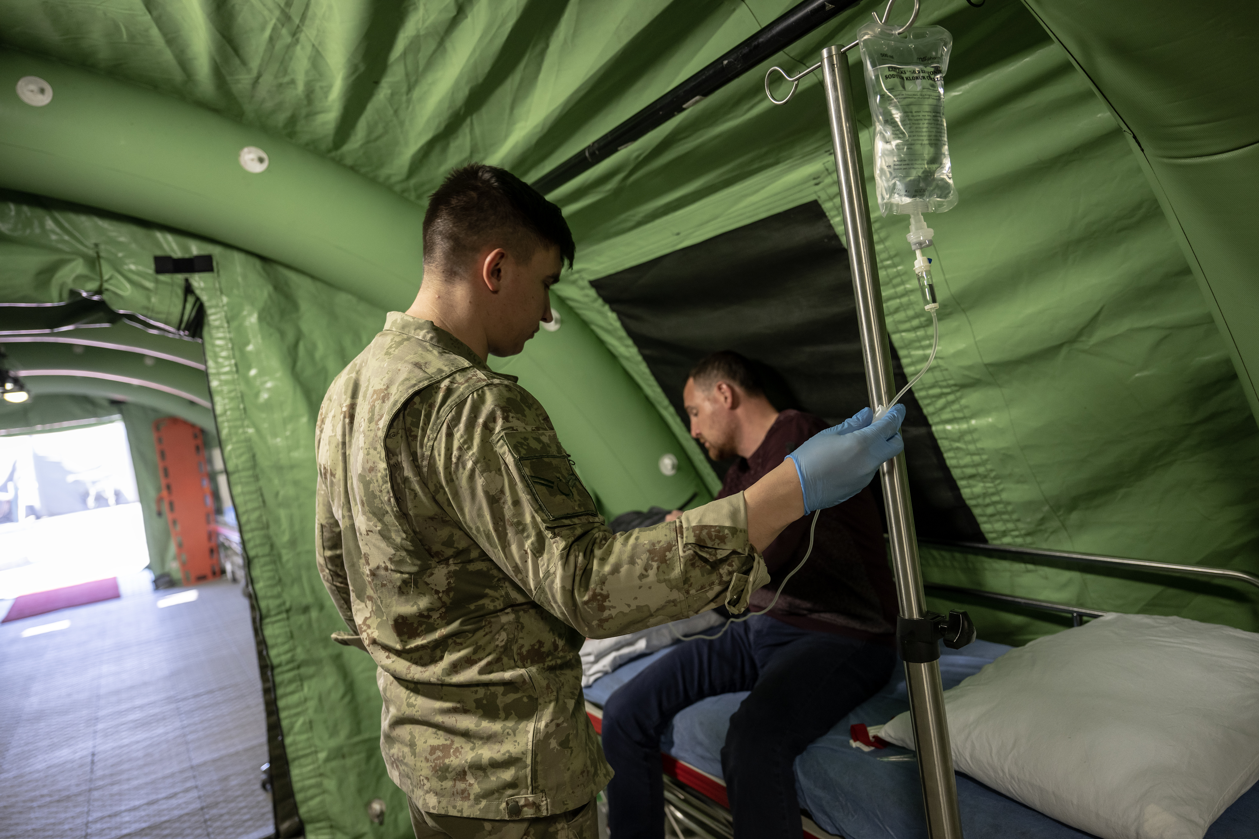 Türkiye ve Azerbaycan orduları, yaraları sarmak için omuz omuza 3