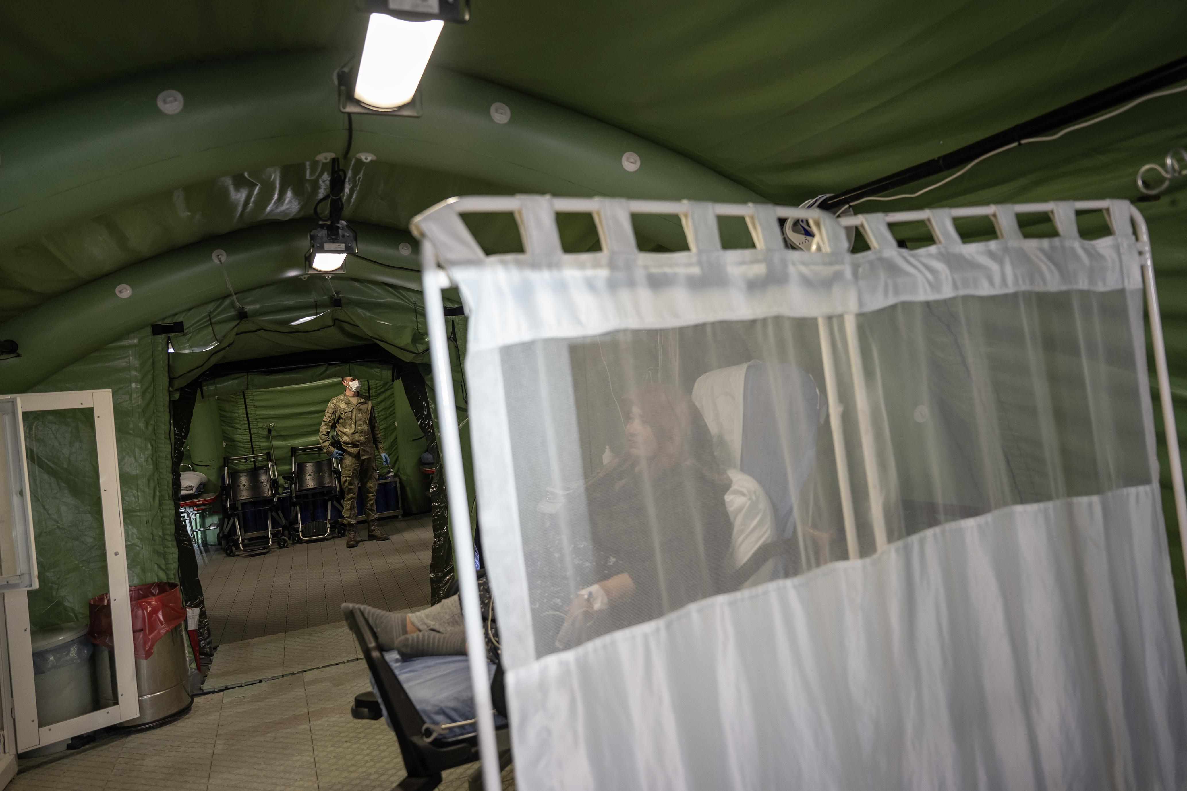 Türkiye ve Azerbaycan orduları, yaraları sarmak için omuz omuza 9