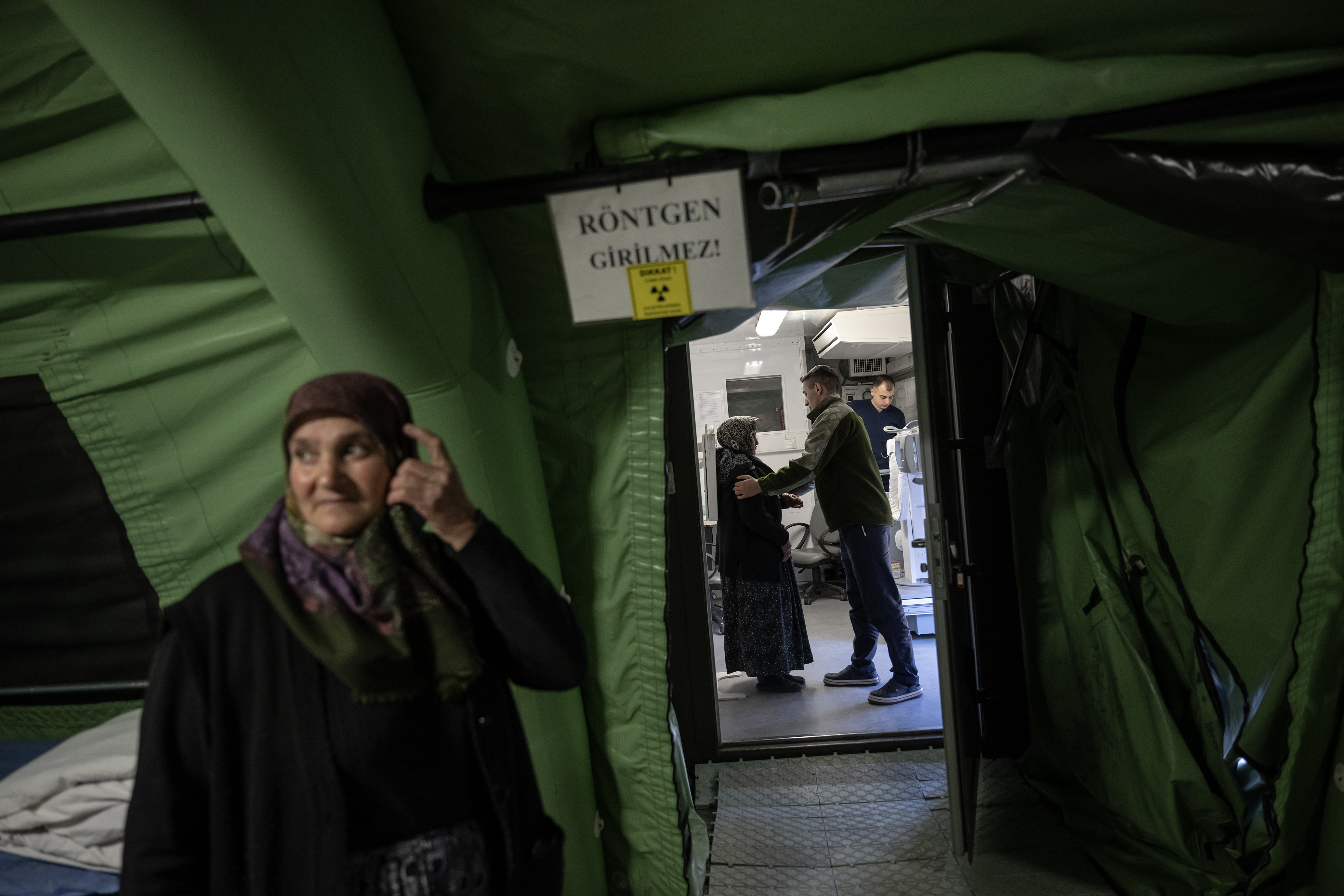 Türkiye ve Azerbaycan orduları, yaraları sarmak için omuz omuza 13