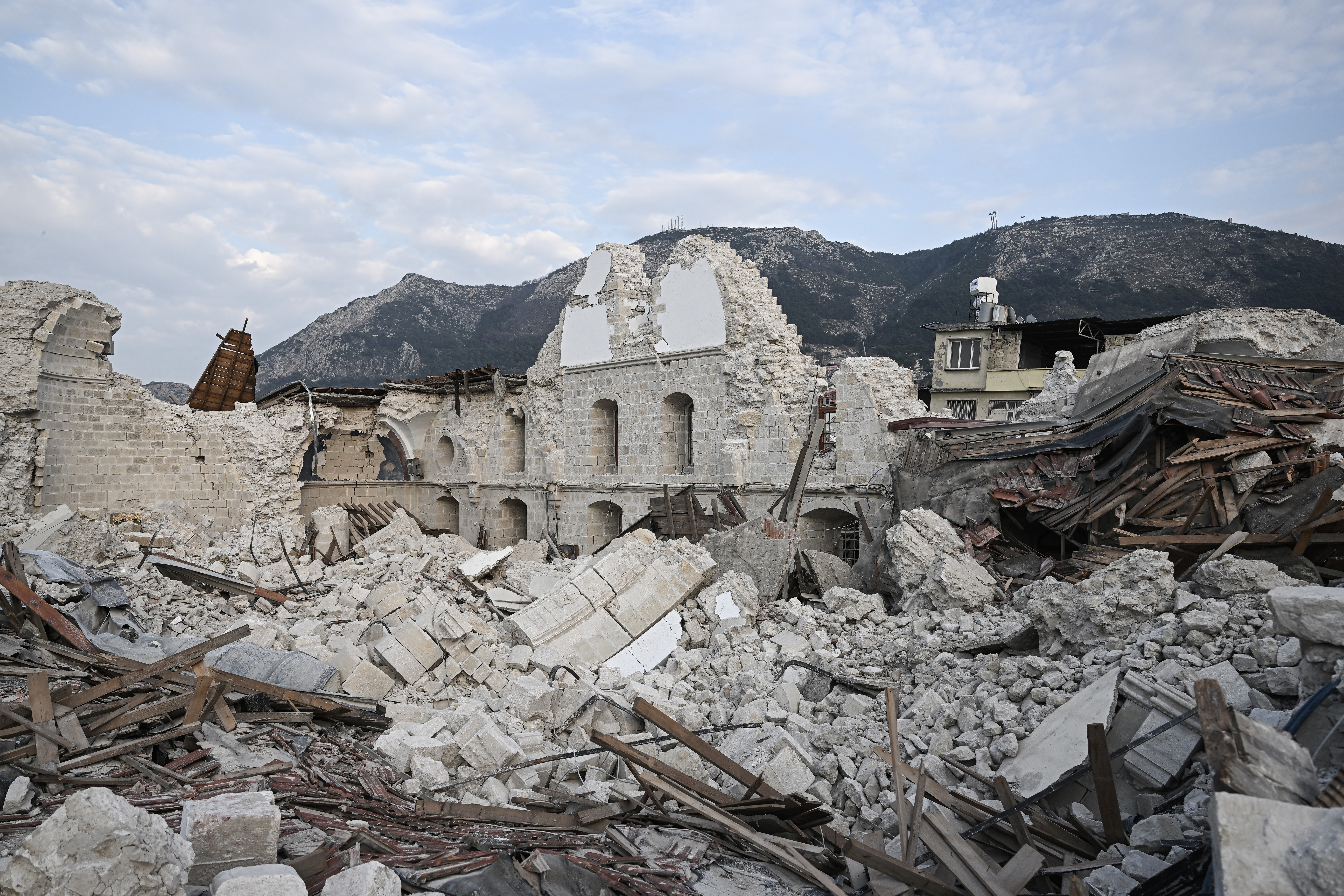 Antakya'daki Rum Ortodoks Kilisesi de depremlerde yıkıldı 2