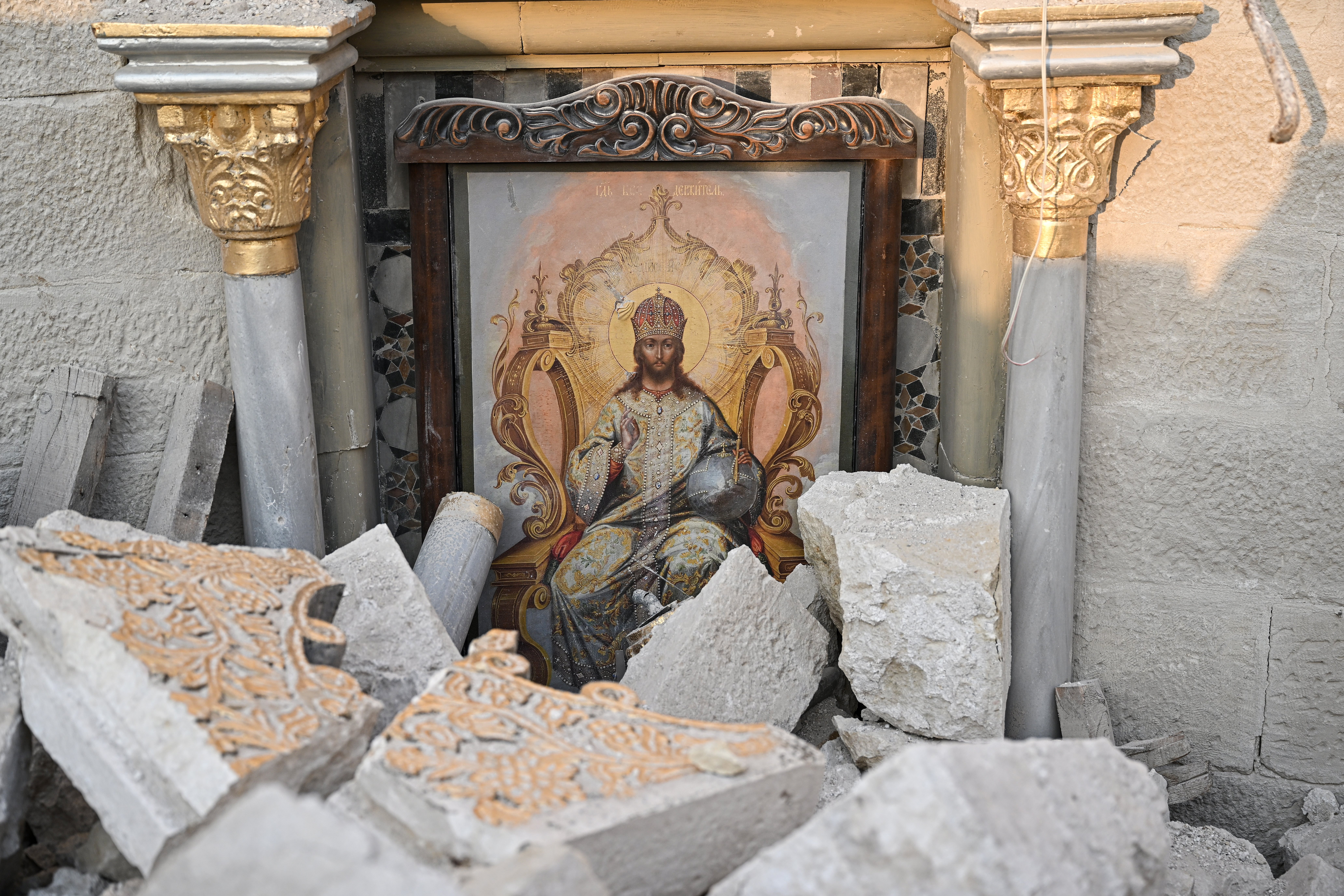 Antakya'daki Rum Ortodoks Kilisesi de depremlerde yıkıldı 6
