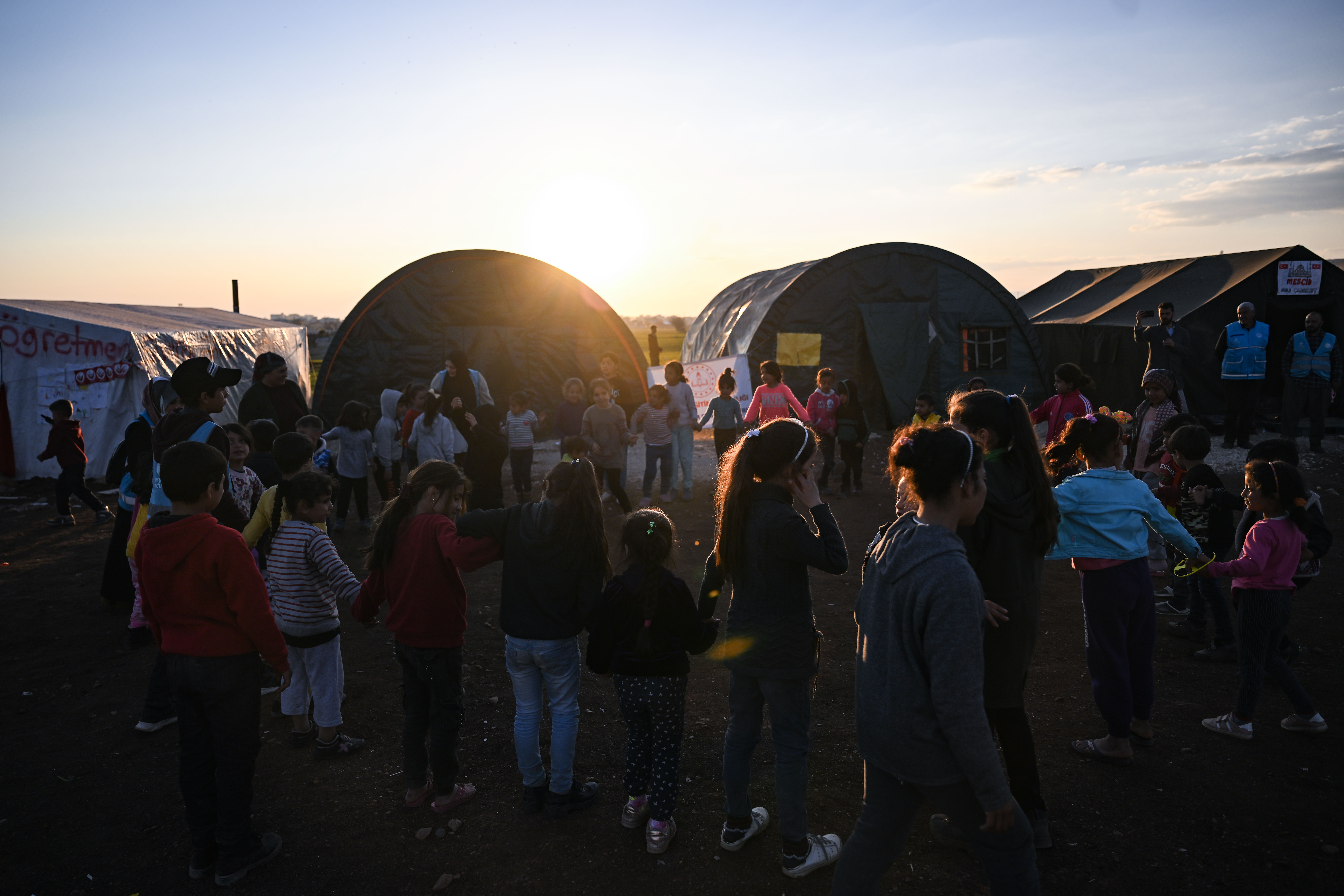 Minik bir tebessüm, huzurlu bir bakış… Adıyaman'da acılar yavaş yavaş diniyor 7