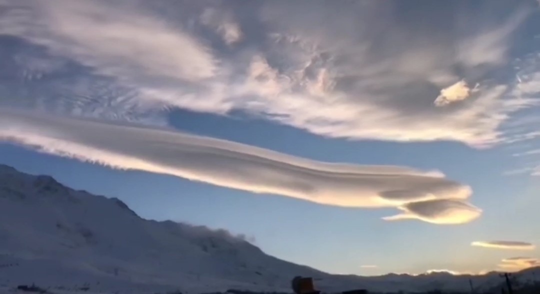Depremin habercisi denildi... Van'da birçok ilçeden görüldü 3