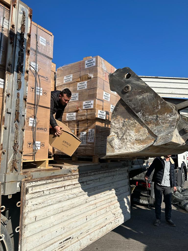 b8492c1a-11fd-4c3b-b0bd-6584c97f0d3f