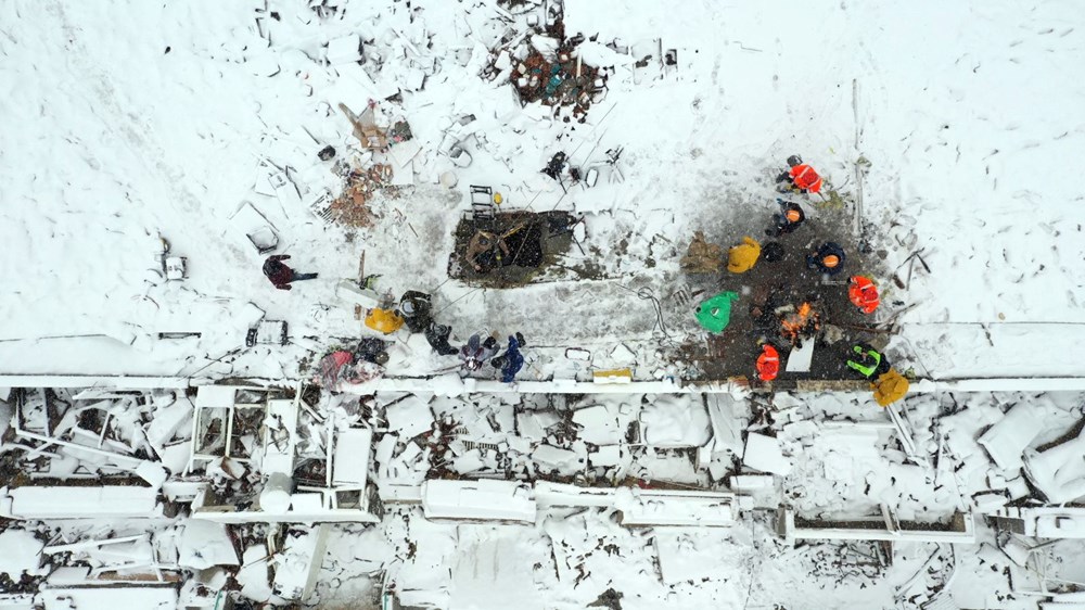 Deprem bölgesinden çarpıcı fotoğraflar 9