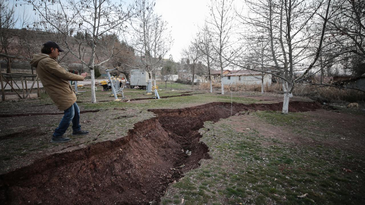 Tabiat Parkı parça parça bölündü 2