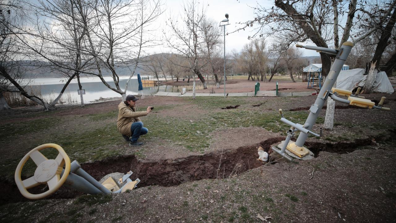 Tabiat Parkı parça parça bölündü 7