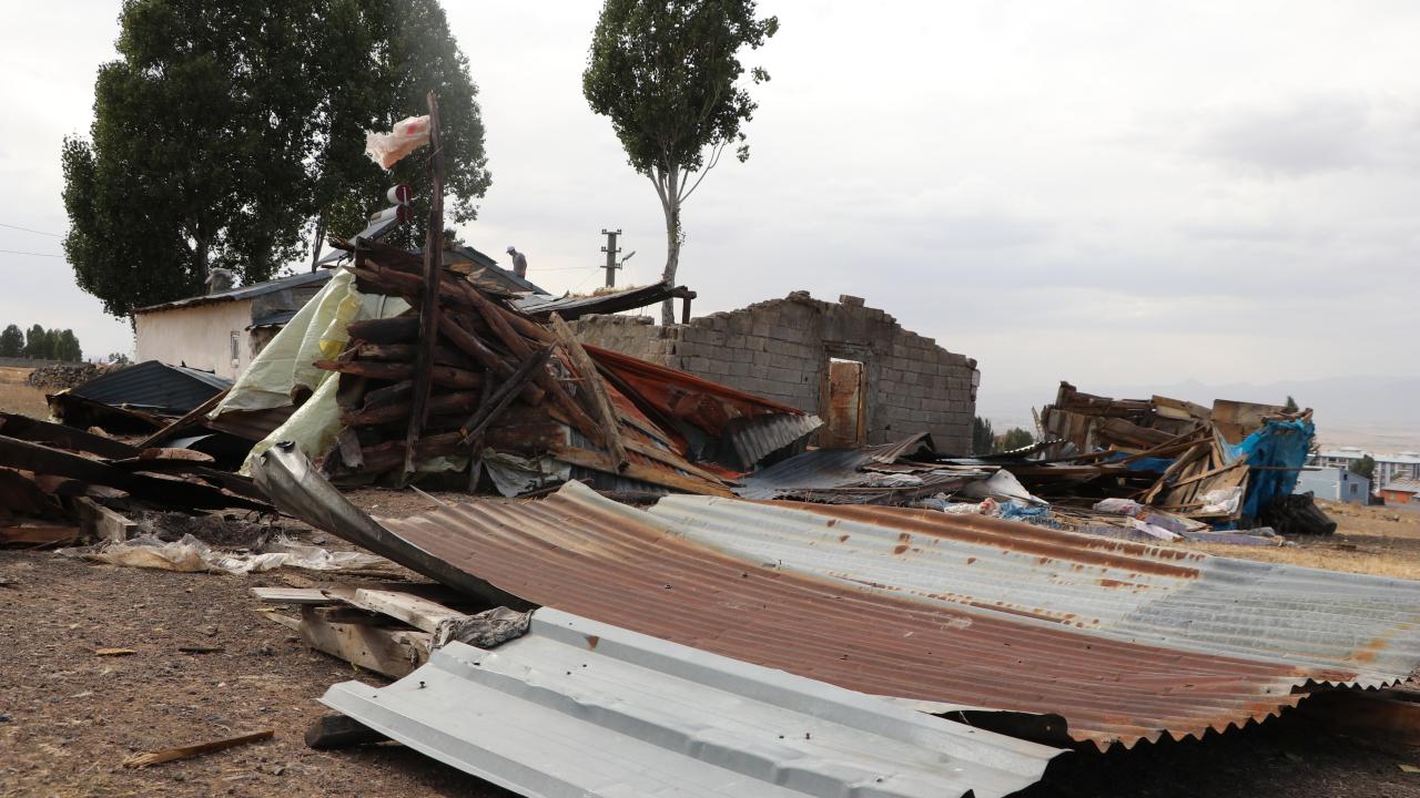 29 ile uyarı: Sağanak ve fırtına geliyor 14