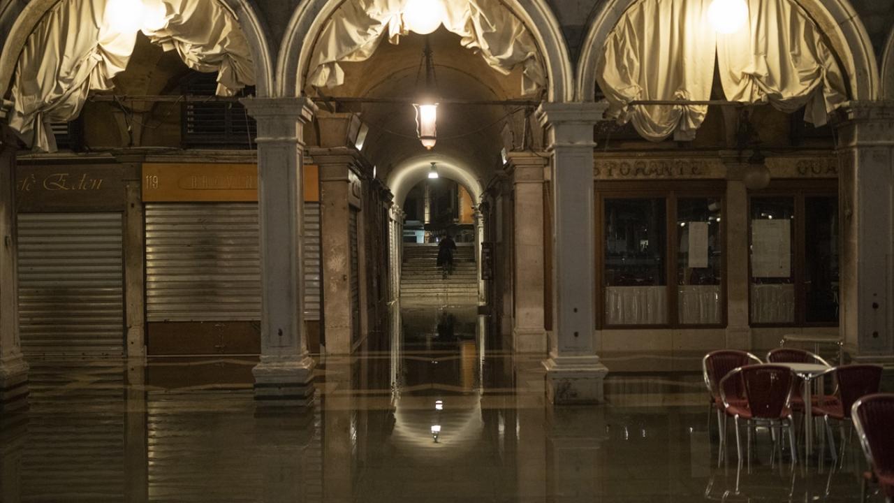 Venedik'te 'Acqua Alta' adı verilen su yükselmeleri 10