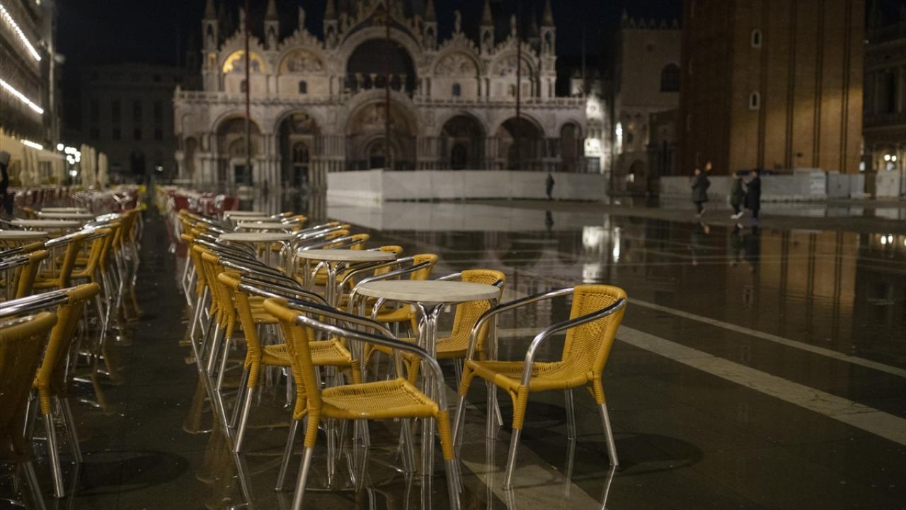 Venedik'te 'Acqua Alta' adı verilen su yükselmeleri 8