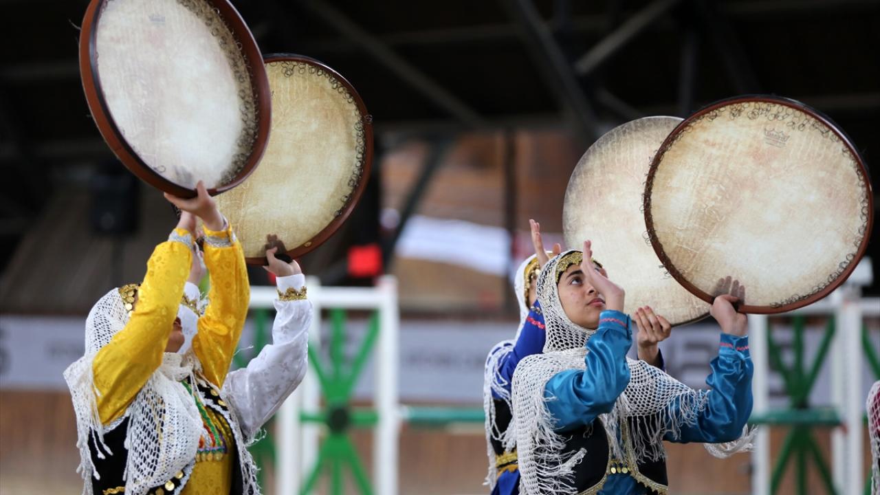 İran'da 1. Uluslararası Nevruz Kadın Oyunları 6
