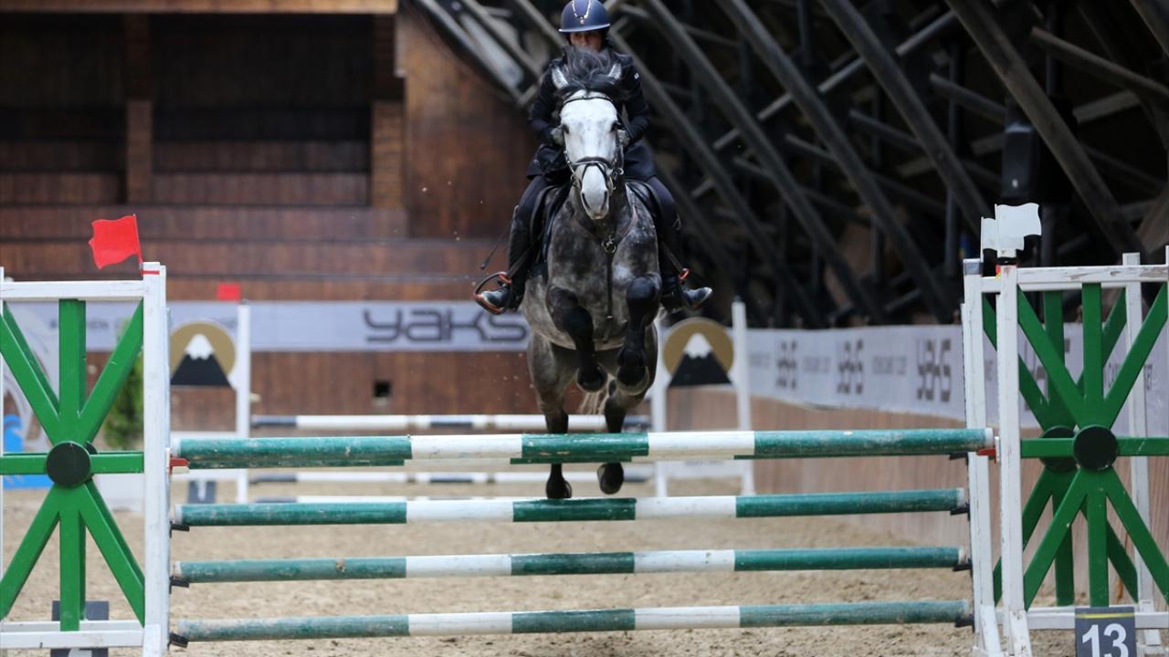 İran'da 1. Uluslararası Nevruz Kadın Oyunları 10