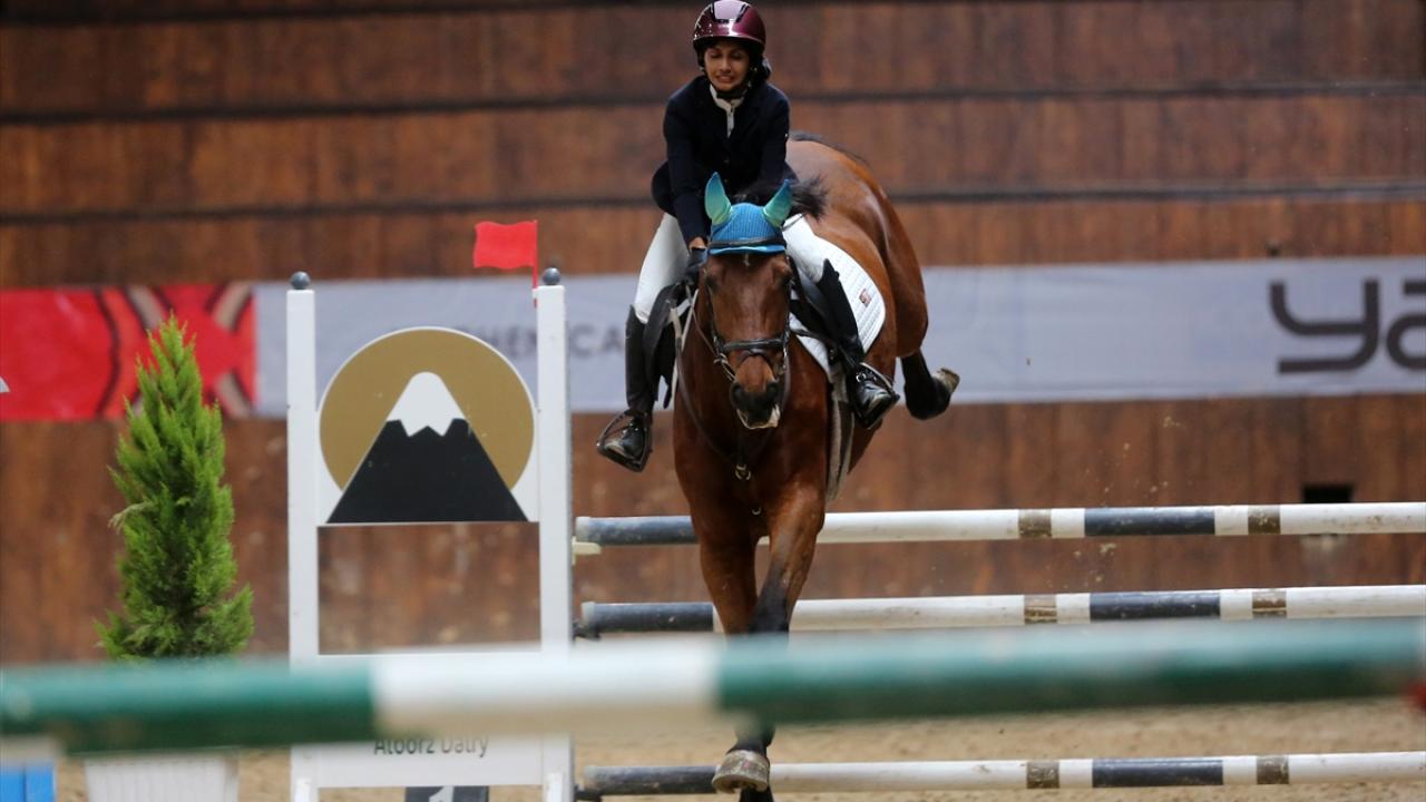 İran'da 1. Uluslararası Nevruz Kadın Oyunları 8