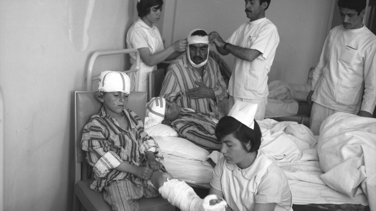 Her zaman ve her şartta vatandaşın kara gün dostu: Sağlık çalışanları 1