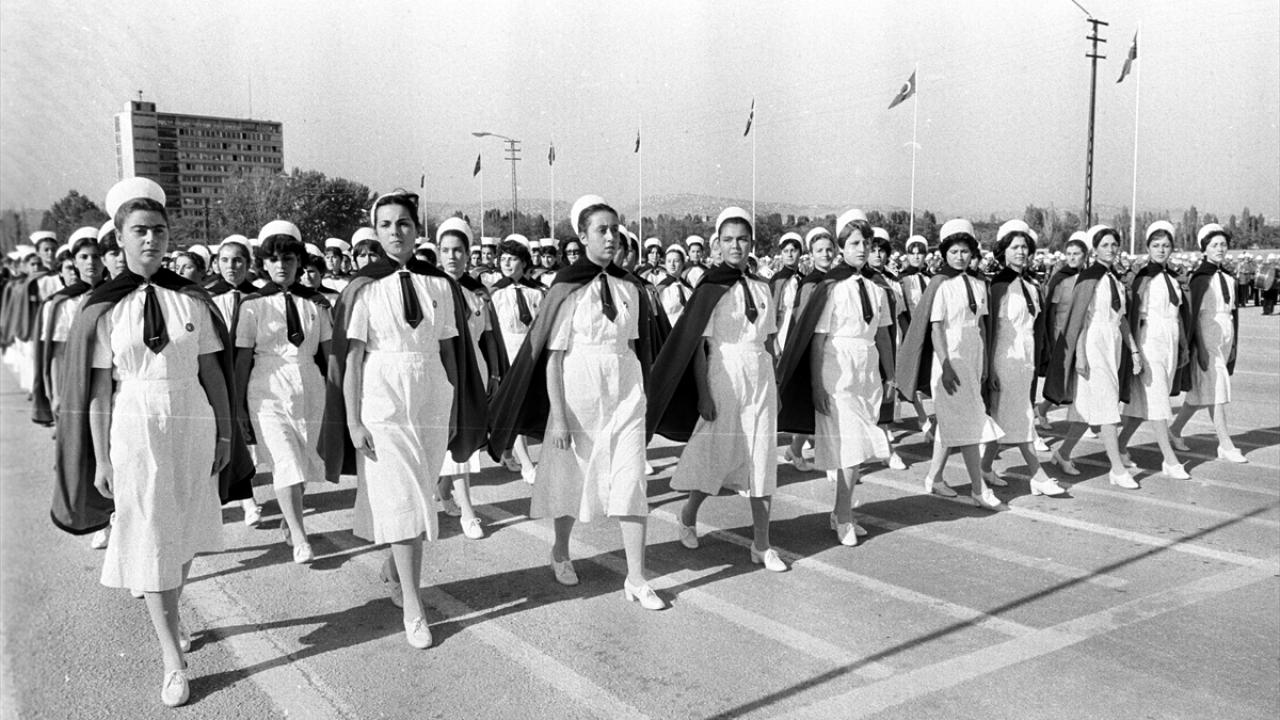 Her zaman ve her şartta vatandaşın kara gün dostu: Sağlık çalışanları 3