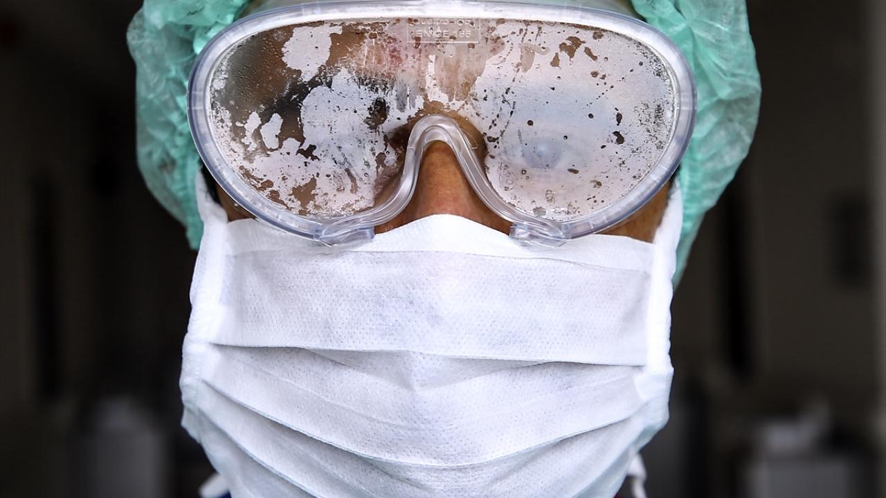 Her zaman ve her şartta vatandaşın kara gün dostu: Sağlık çalışanları 9