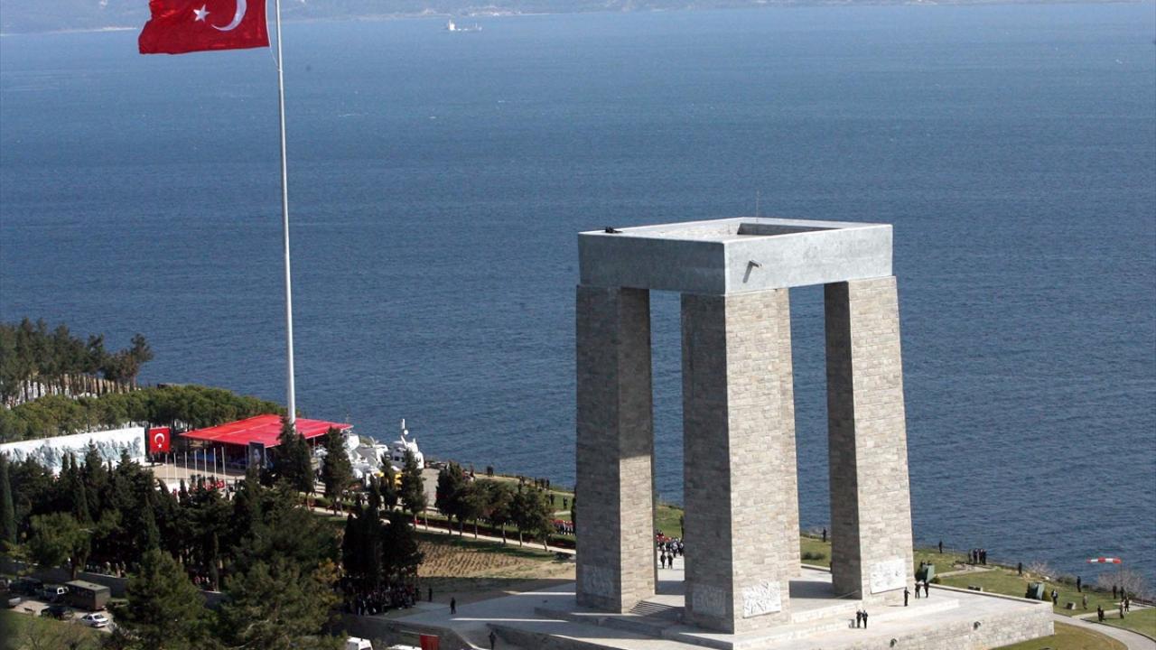 Çanakkale Deniz Zaferi'nin üzerinden 108 yıl geçti 16