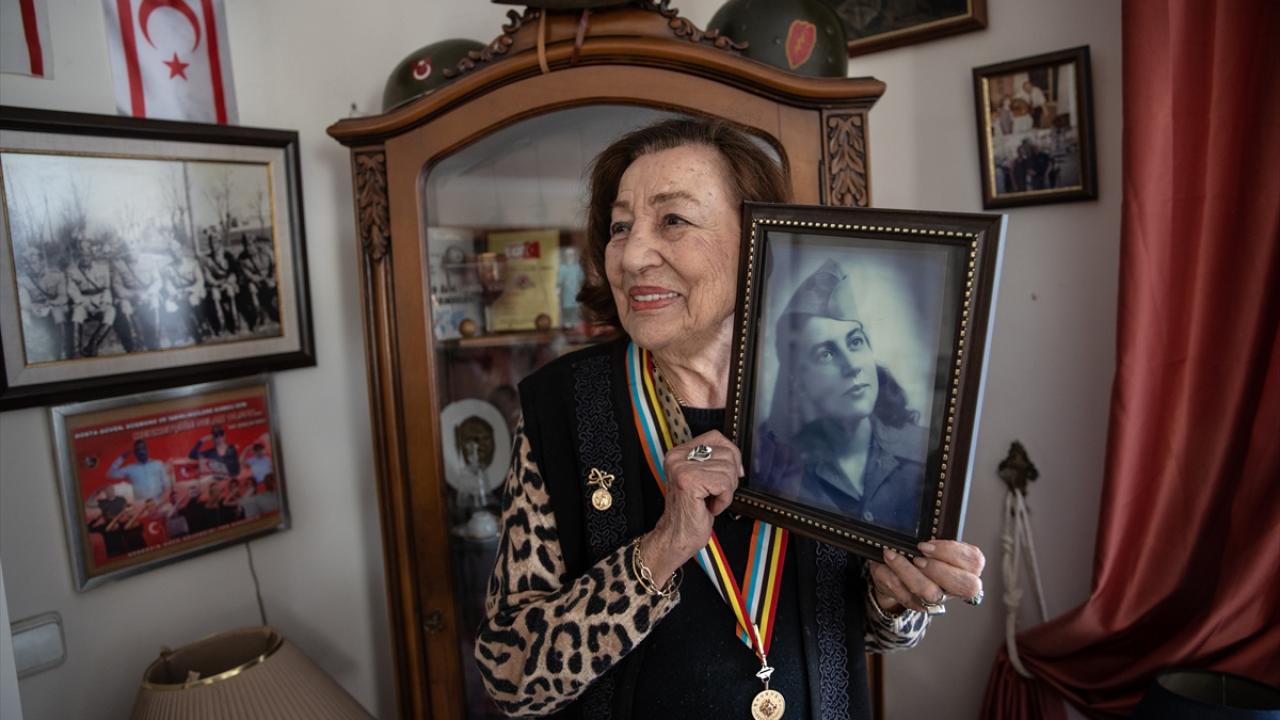 Çanakkale gazisi babasından kalan yadigarlarla yaşıyor 13