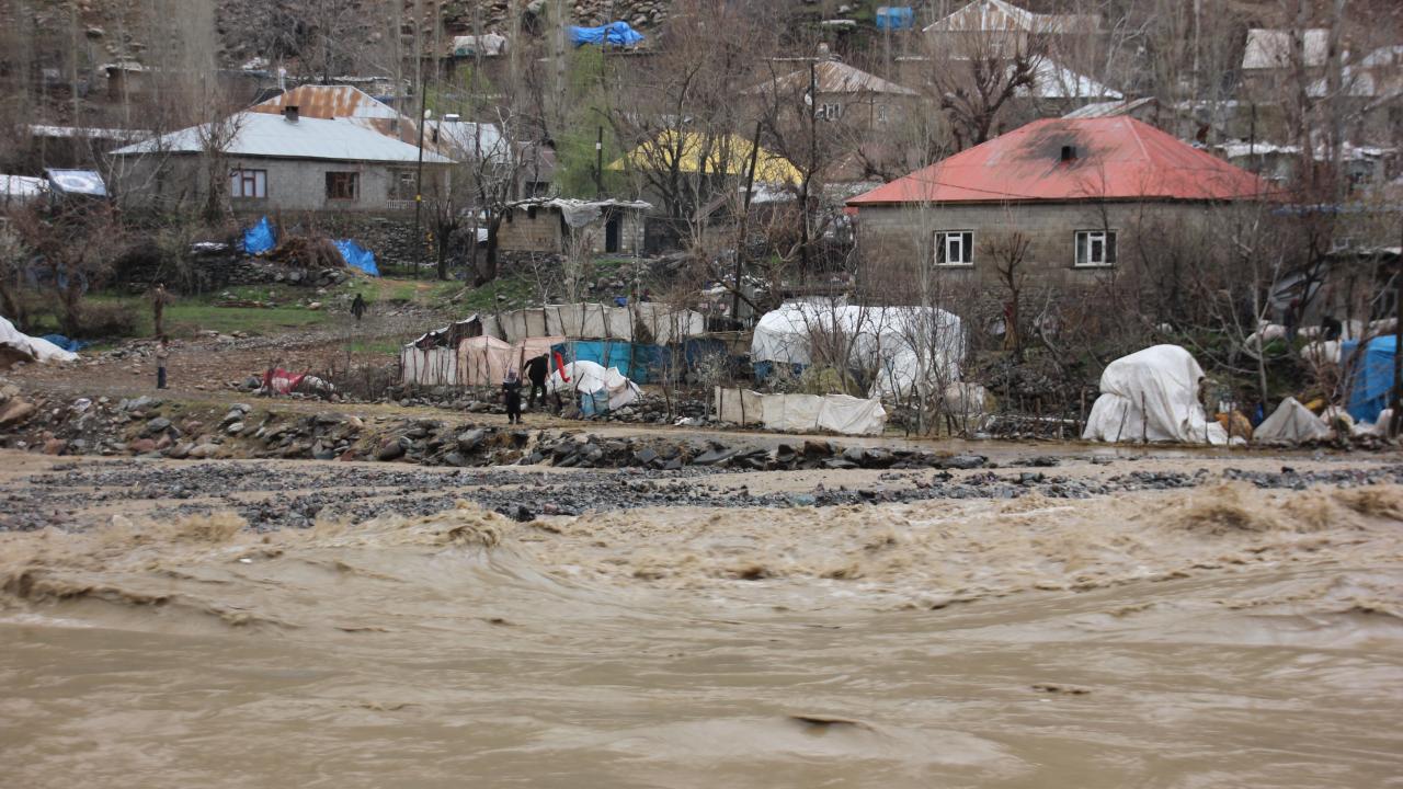 Meteoroloji'den 15 ile "turuncu" ve "sarı" uyarı 8
