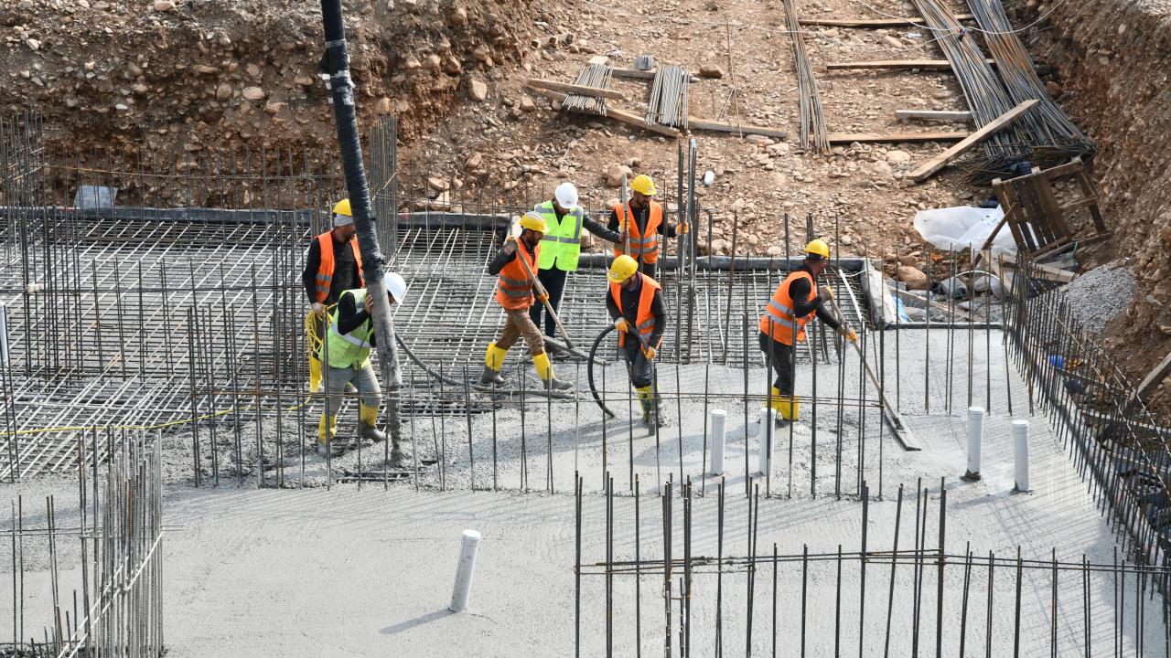 Depremin yıkıma neden olduğu İslahiye'de kalıcı konutların temeli atıldı 5