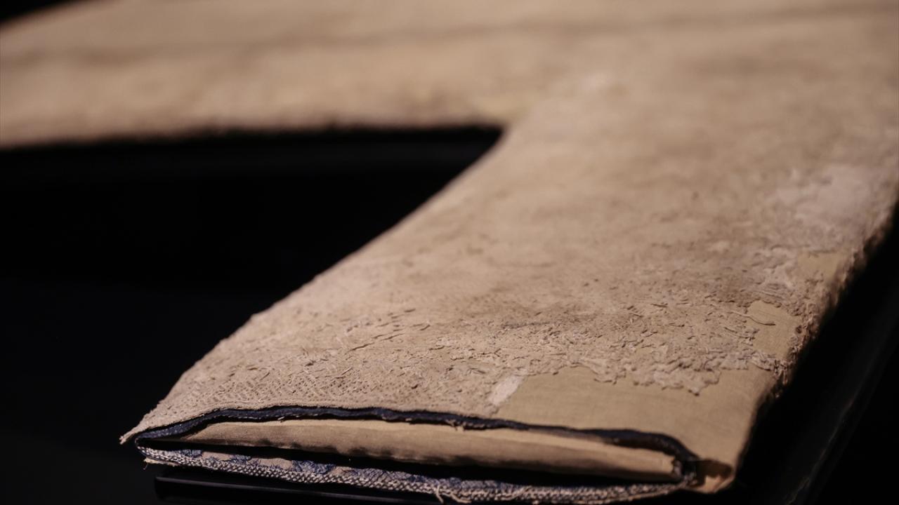 Hırka-i Şerif ziyarete açıldı 9