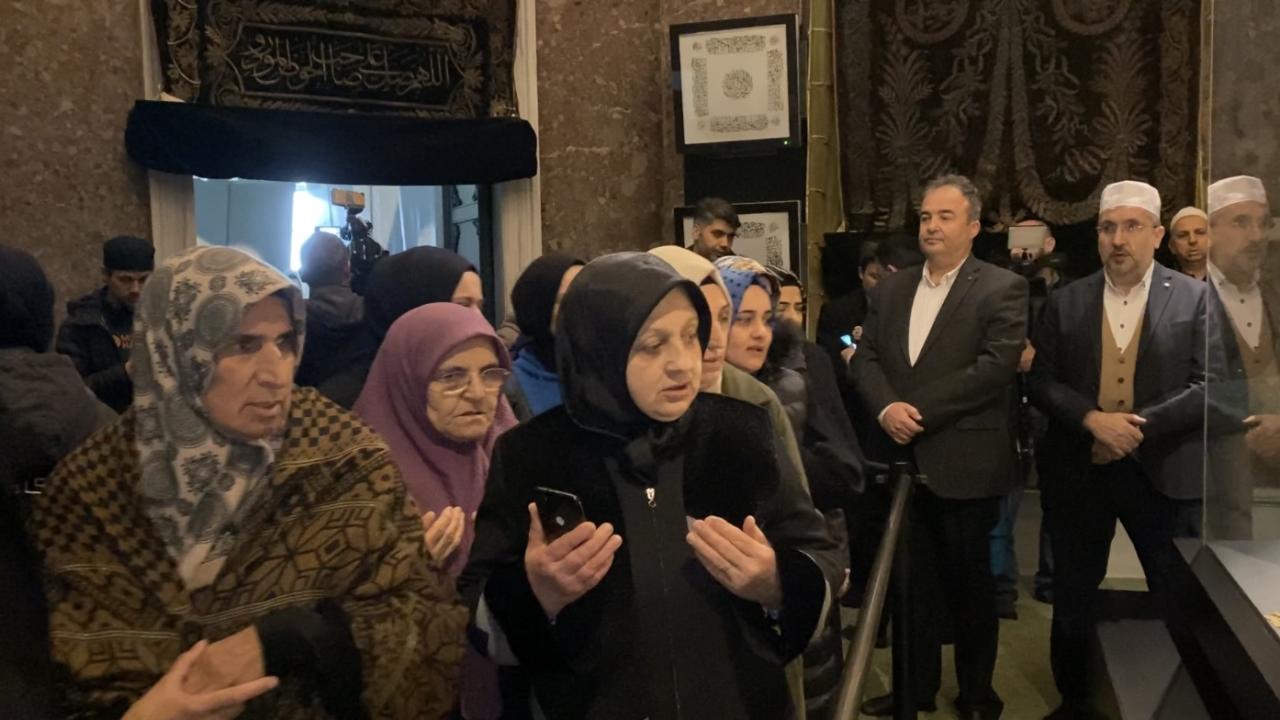 Hırka-i Şerif ziyarete açıldı 4